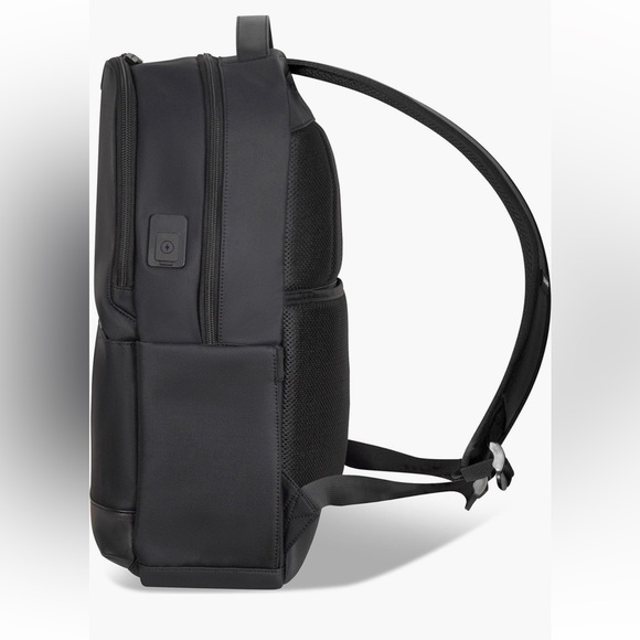 Nwt champs daily waterproof black backpack - Picture 6 of 11